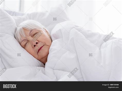 granny porn sleeping